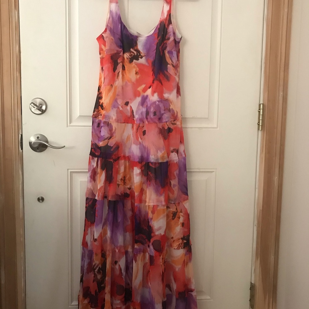 Nine West Pink 3-tiered Maxi Floral Lined Dress Size 10